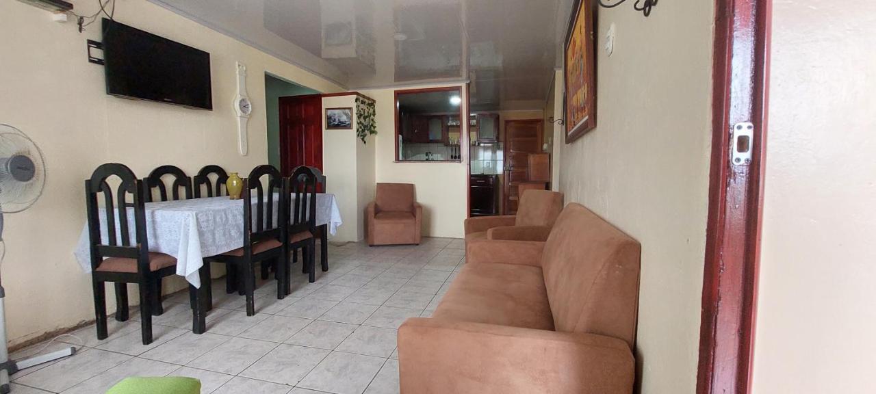 Hostel Casa Marina Puerto Limon Esterno foto