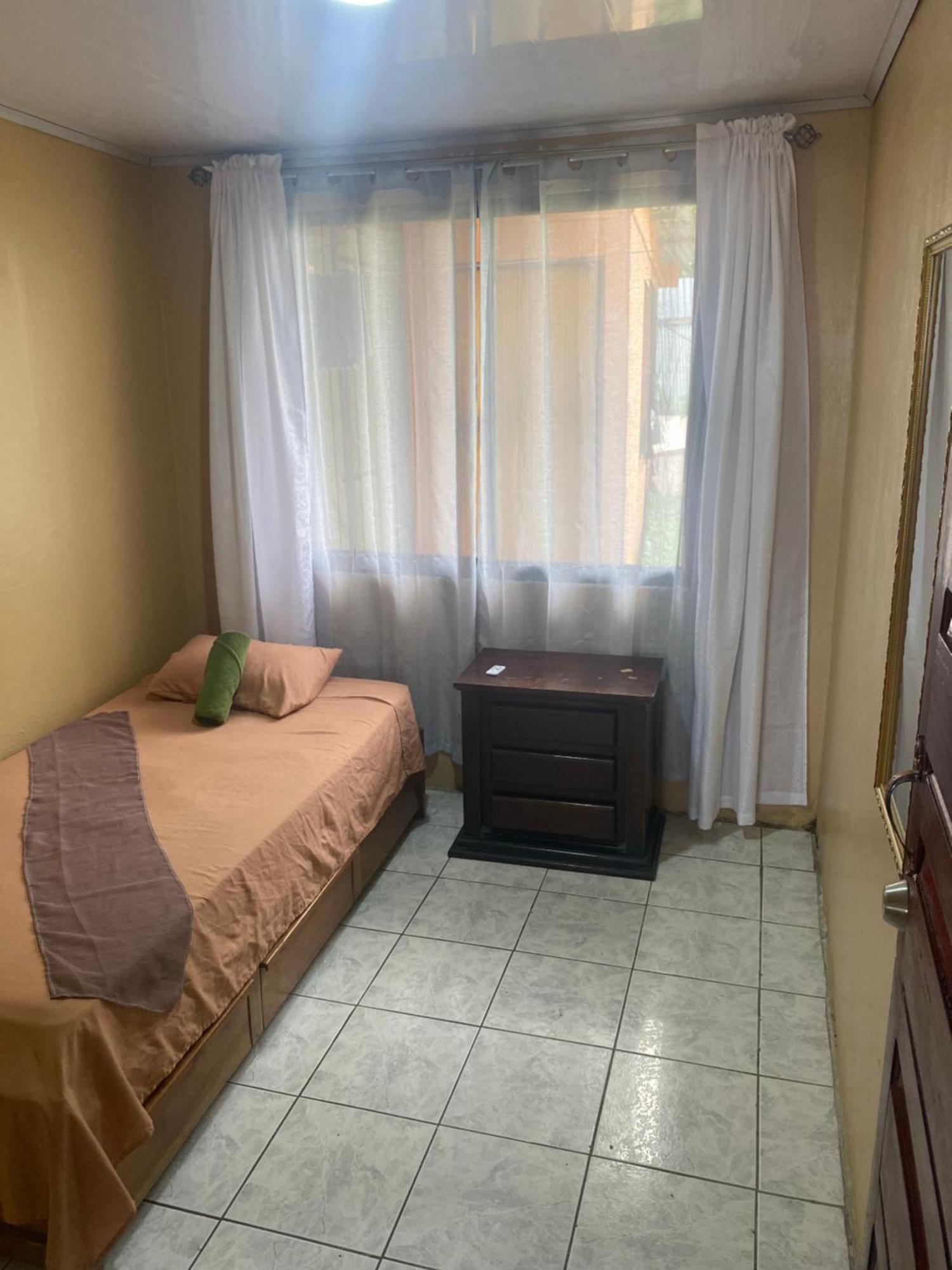 Hostel Casa Marina Puerto Limon Esterno foto