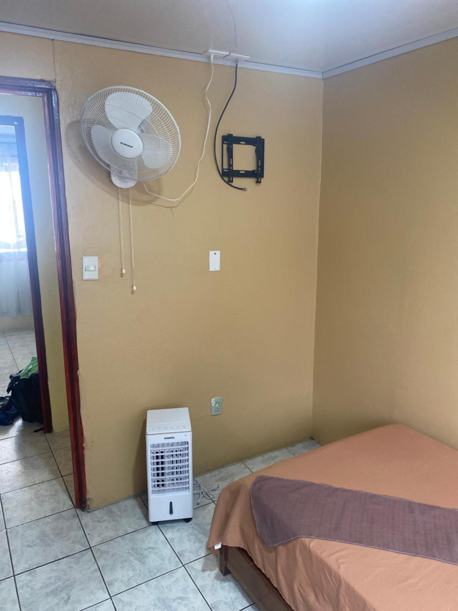 Hostel Casa Marina Puerto Limon Esterno foto