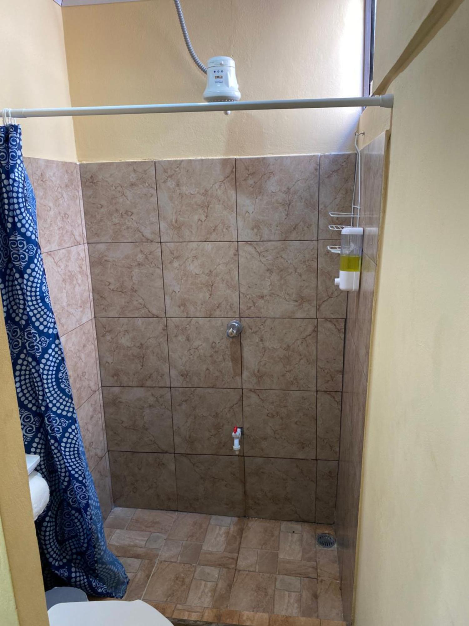 Hostel Casa Marina Puerto Limon Esterno foto