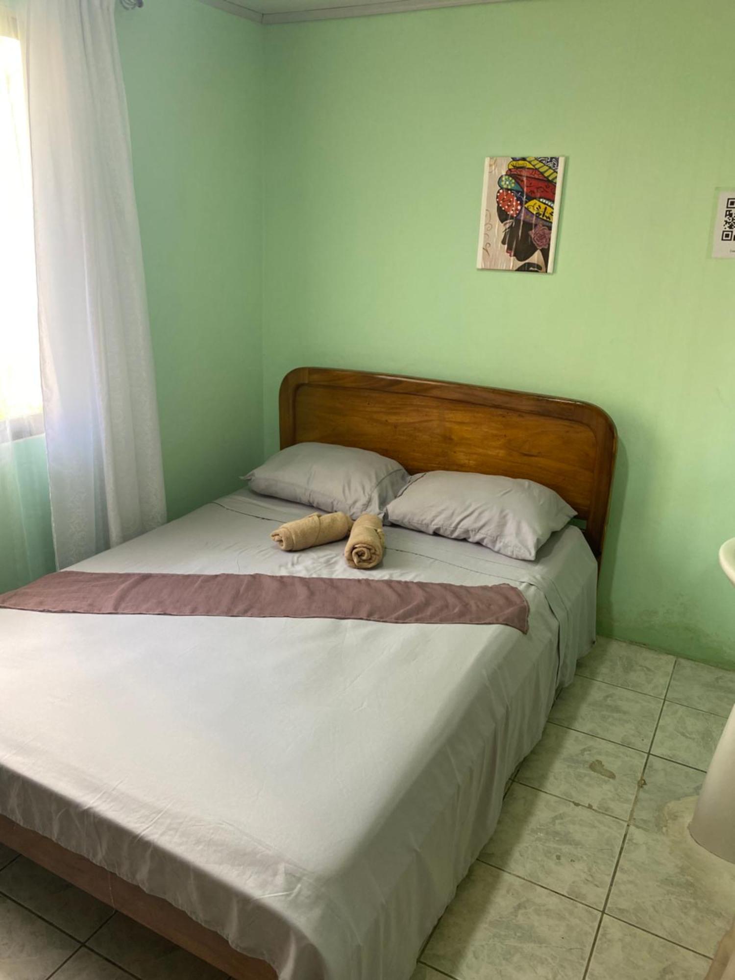 Hostel Casa Marina Puerto Limon Esterno foto